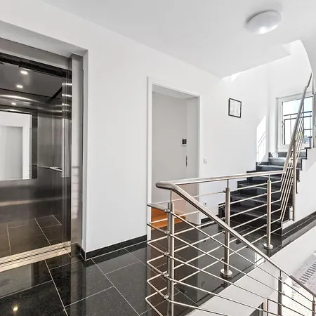 Elegantes Refugium In Dueren Lägenhet